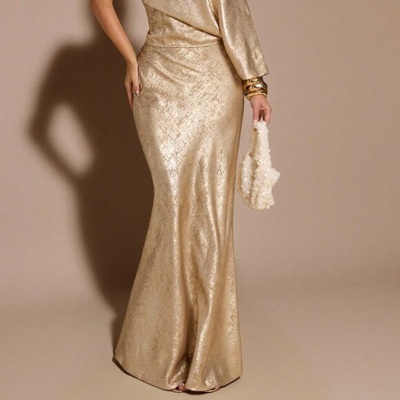 Gold Preppy Women's Low Waist Textured Mermaid Skirt - Picture 1 of 6